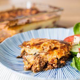 <span>  Moussaka aubergine with beef and cheese</span><i>→</i>